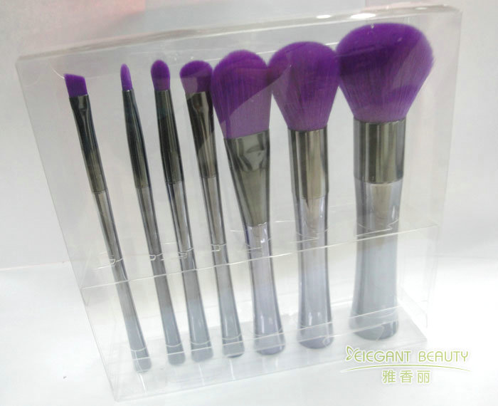 化妝刷套裝中的“隱藏高手”：這些小眾刷型你用過嗎？